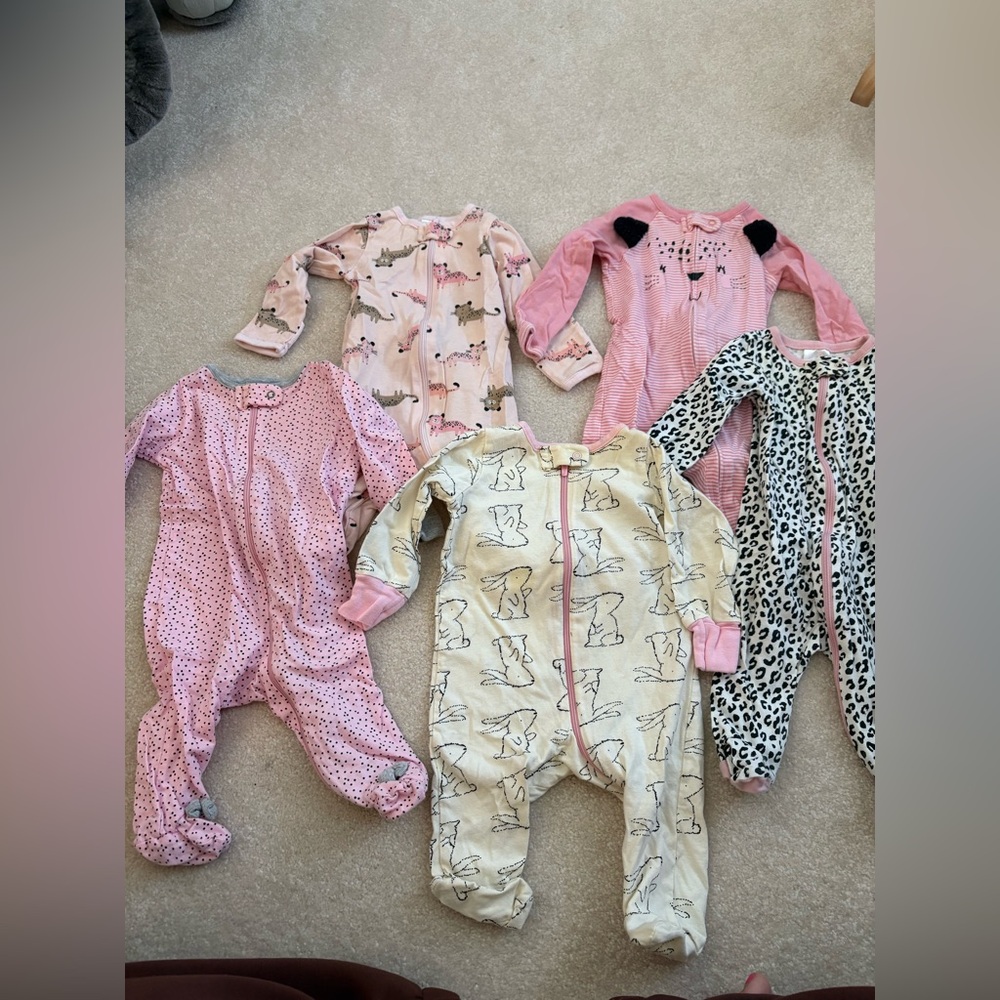 Baby Girls Gerber Mixed Pink and Cream One-Piece Footed Sleepers - 5 Pack